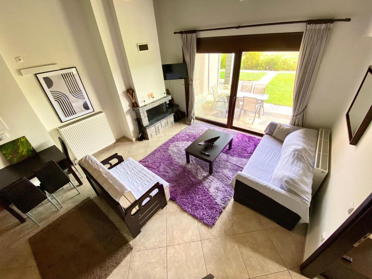 Lithos Villas Amfiklia Exterior photo
